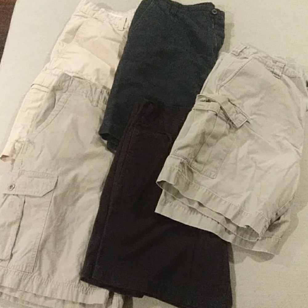 Bundle of 5 pairs mens shorts size 32